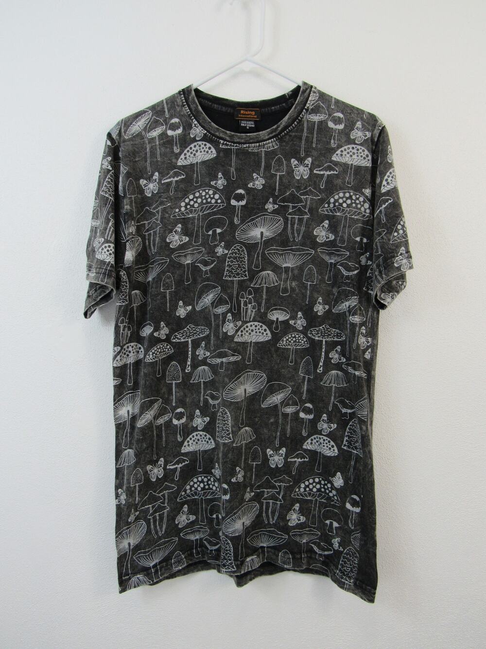 NWT Rising International Small Gray White Mushroom Tee T Shirt Butterflies